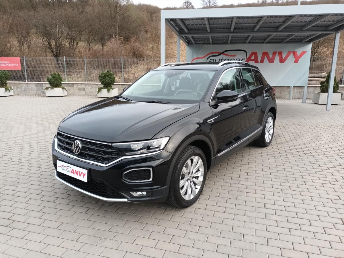 Volkswagen T-Roc SUV / Terénní 1,5 l 110 kw
