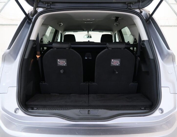 Citroën Grand C4 SpaceTourer 12