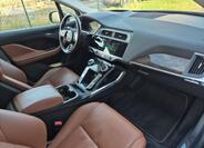 Jaguar I-Pace 11