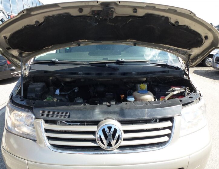 Volkswagen Multivan Kombi 2,5 l 128 kw
