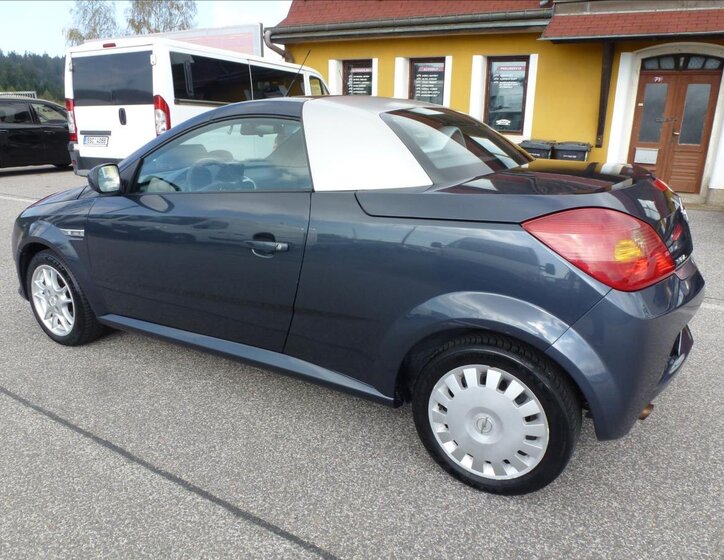 Opel Tigra Kabriolet 1,4 l 66 kw