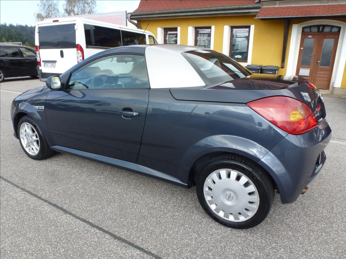 Opel Tigra Kabriolet 1,4 l 66 kw