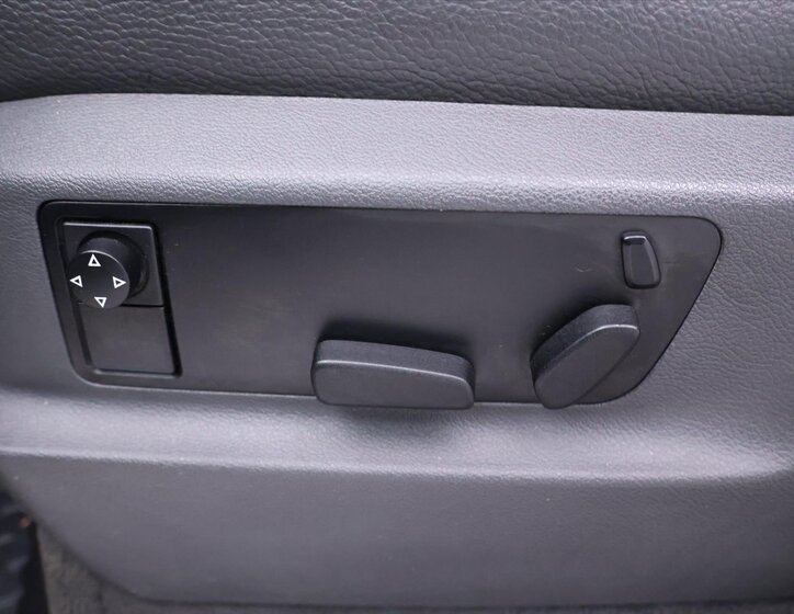 Volkswagen Touareg SUV 3,0 l 176 kw