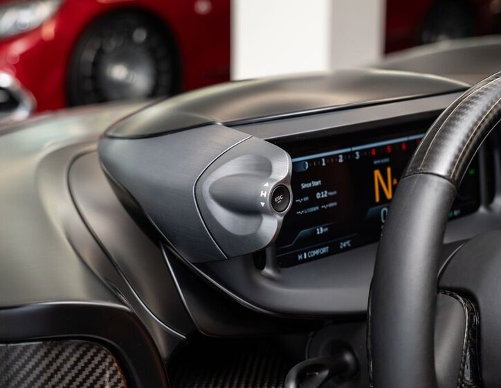 McLaren Elva Kabriolet 4,0 l 600 kw