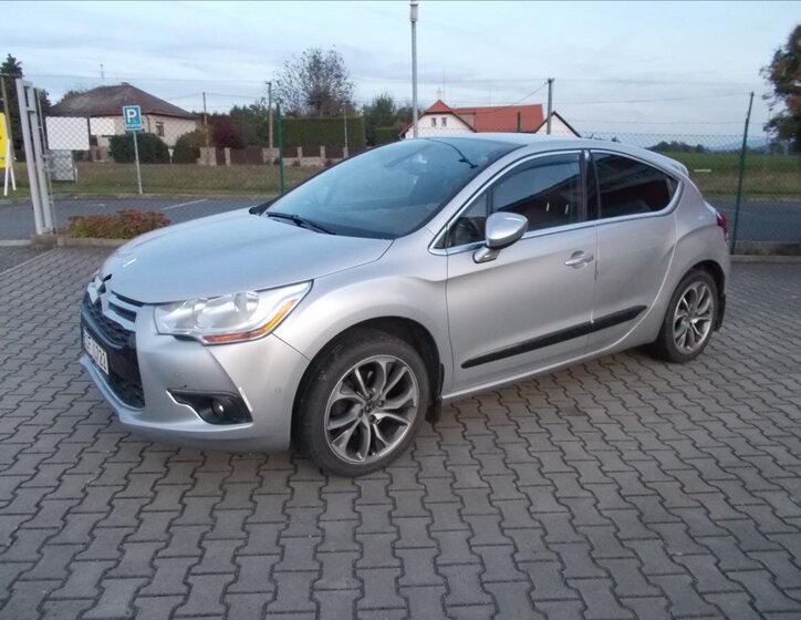 Citroën DS4 Hatchback 1,6 l 120 kw