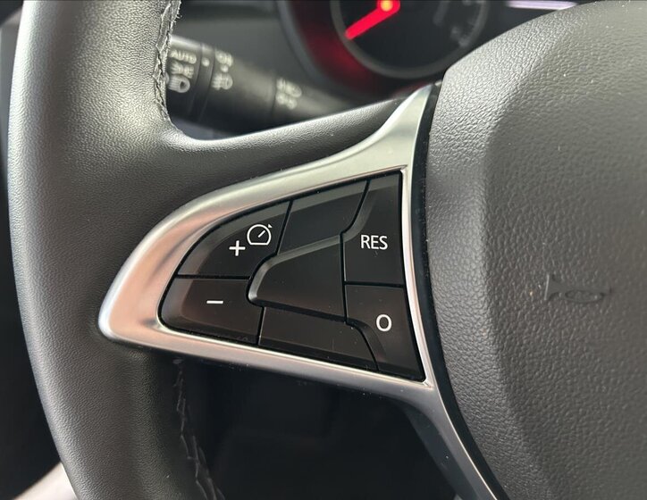 Dacia Duster SUV 999,0 74 kw