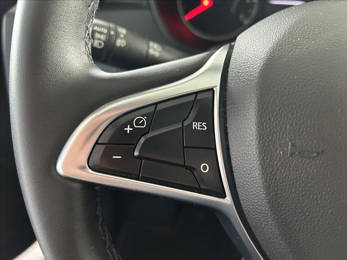 Dacia Duster SUV 999,0 74 kw