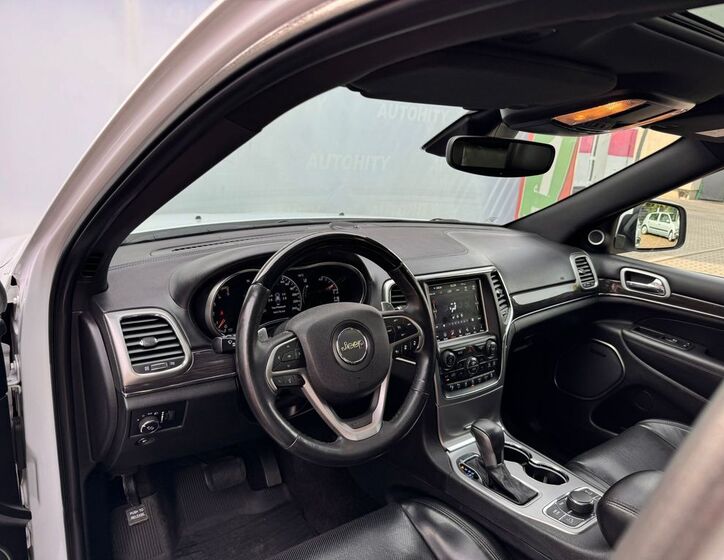 Jeep Grand Cherokee 17