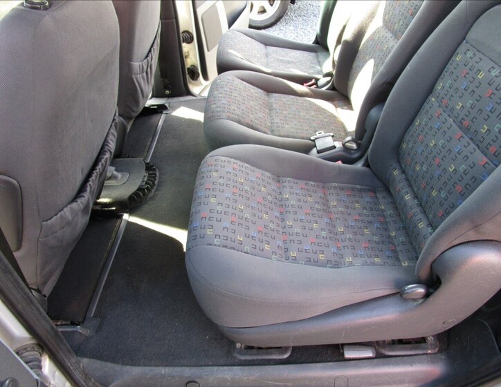 Volkswagen Sharan Kombi 1,9 l 85 kw