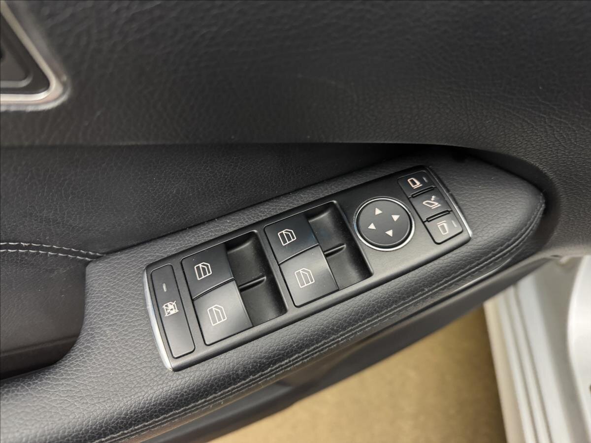 Mercedes-Benz Třídy E Kombi 3,0 l 170 kw