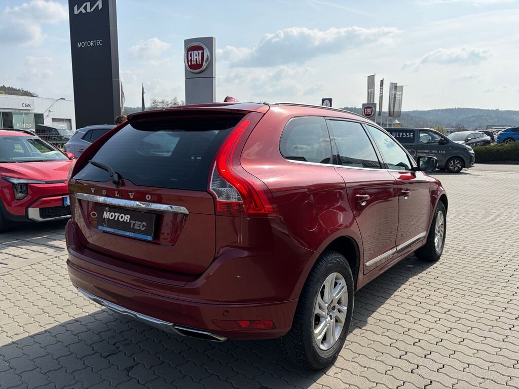 Volvo XC60 SUV / Terénní 2,4 l 133 kw