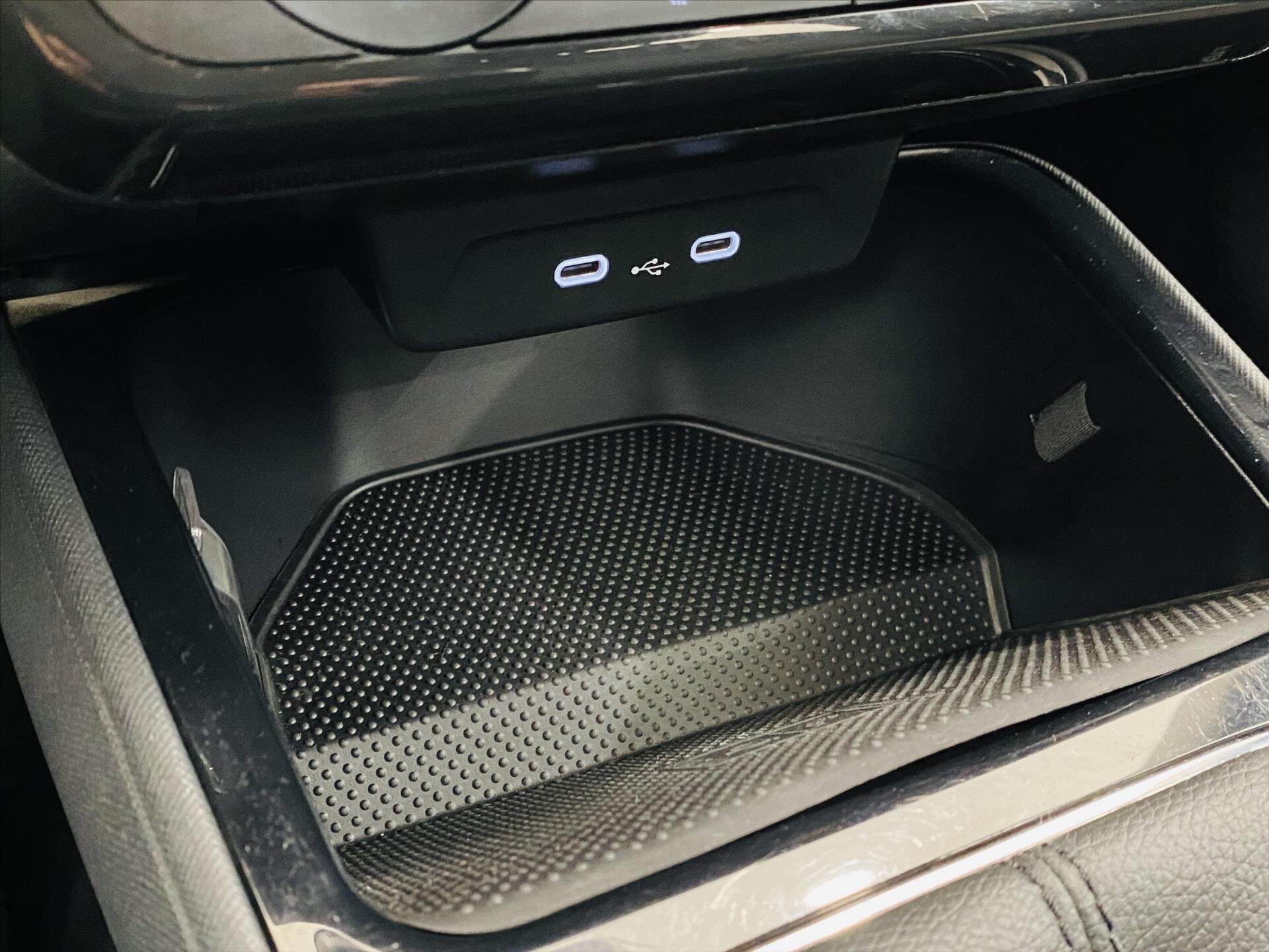 Škoda Fabia Hatchback 999,0 70 kw