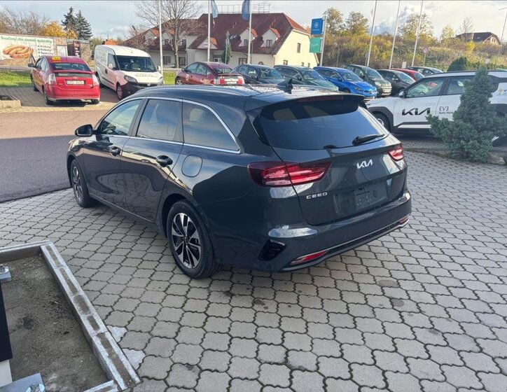 KIA Ceed Kombi 1,5 l 103 kw