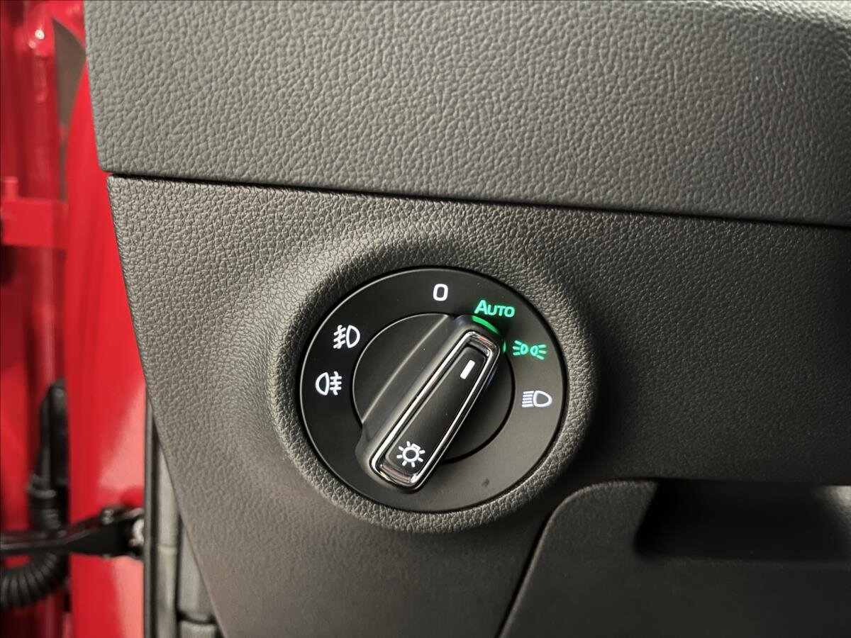 Škoda Karoq SUV / Terénní 2,0 l 110 kw