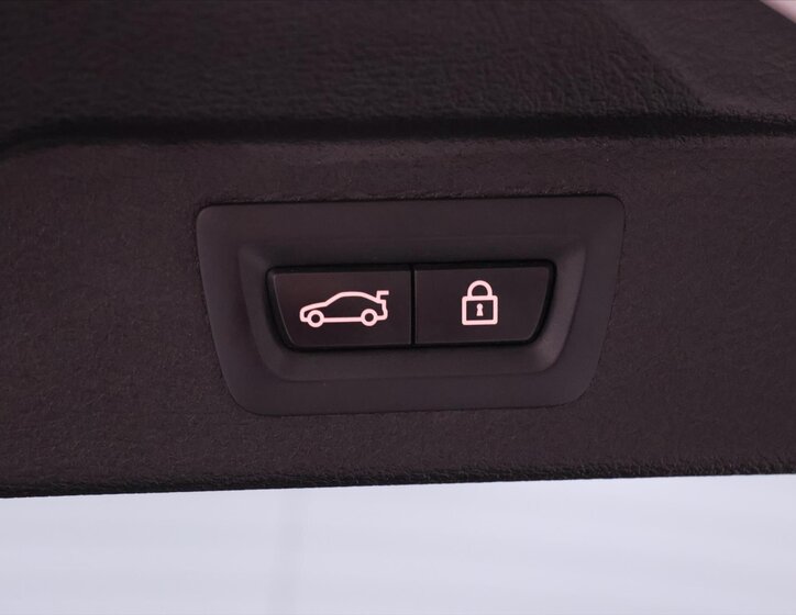 BMW X5 SUV 3,0 l 230 kw