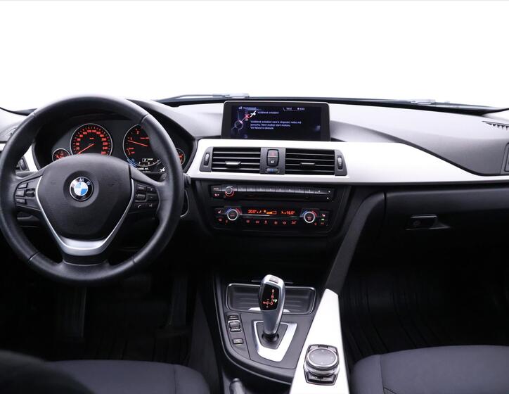 BMW Řada 3 25