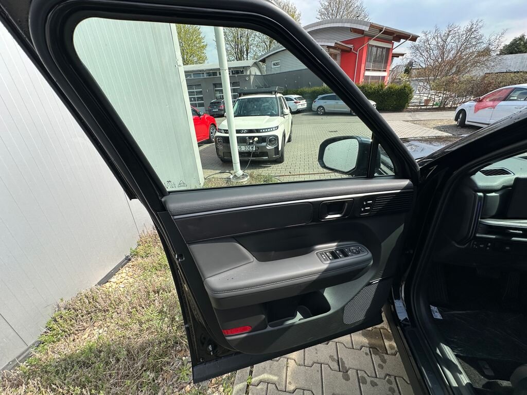 Hyundai Santa Fe SUV / Terénní 1,6 l 185 kw