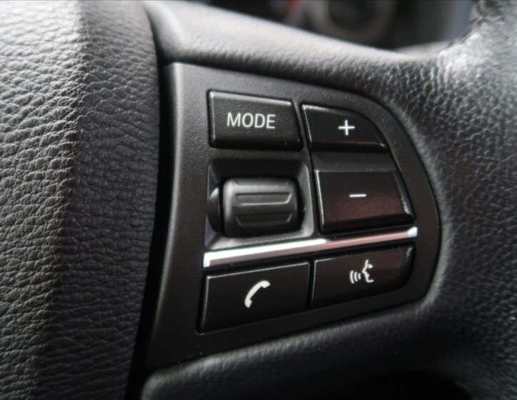 BMW X5 SUV / Terénní 2,0 l 160 kw