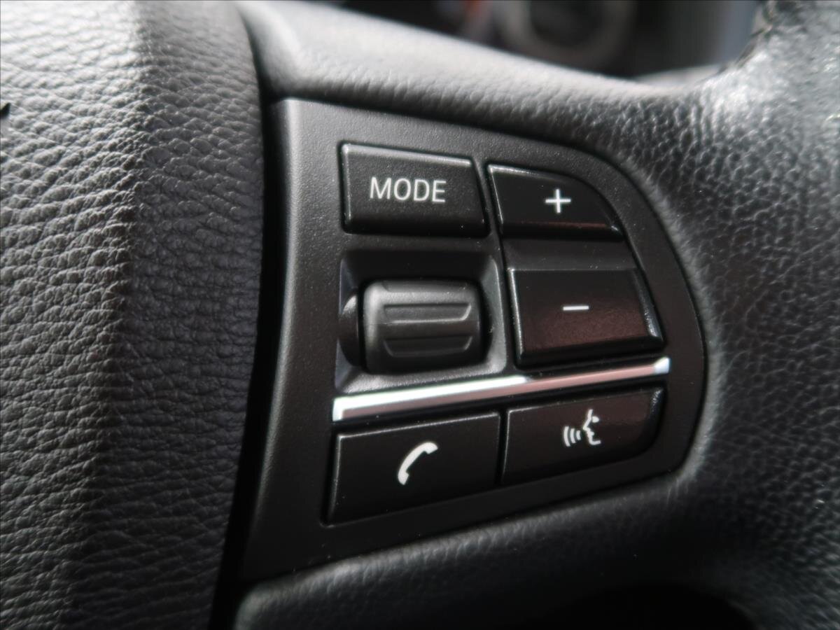 BMW X5 SUV / Terénní 2,0 l 160 kw