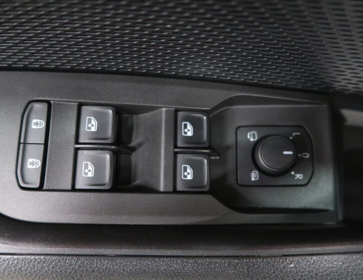 Škoda Octavia Sedan / Limuzína 1,5 l 110 kw