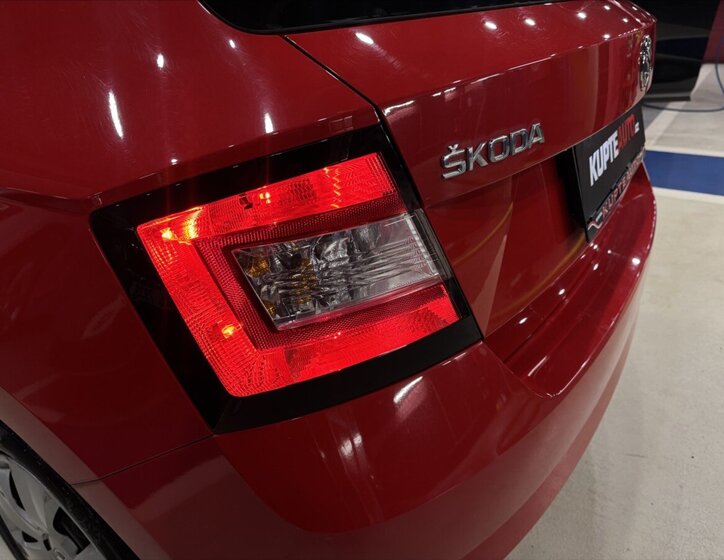 Škoda Fabia Hatchback 999,0 70 kw