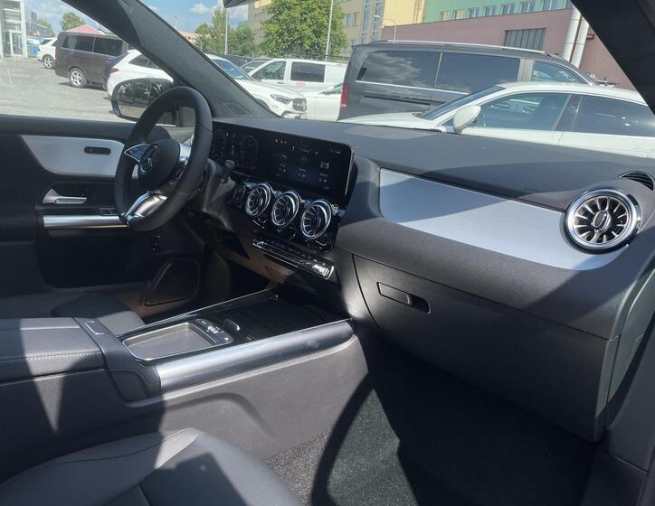 Mercedes-Benz GLA 14