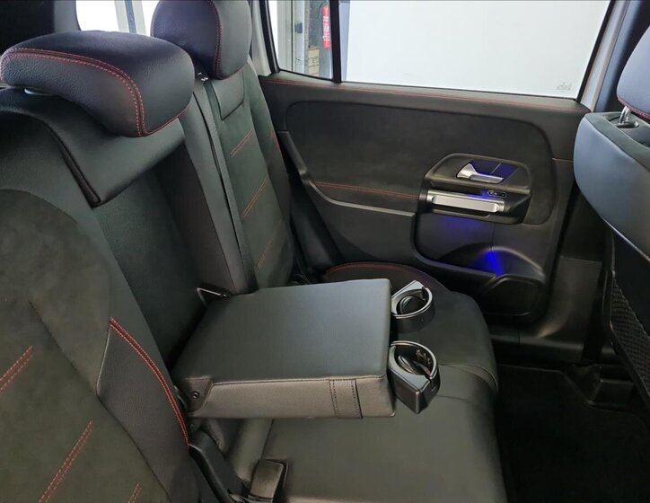 Mercedes-Benz GLB SUV 1,3 l 120 kw