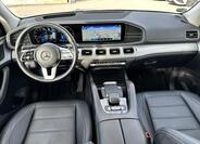 Mercedes-Benz GLE 9