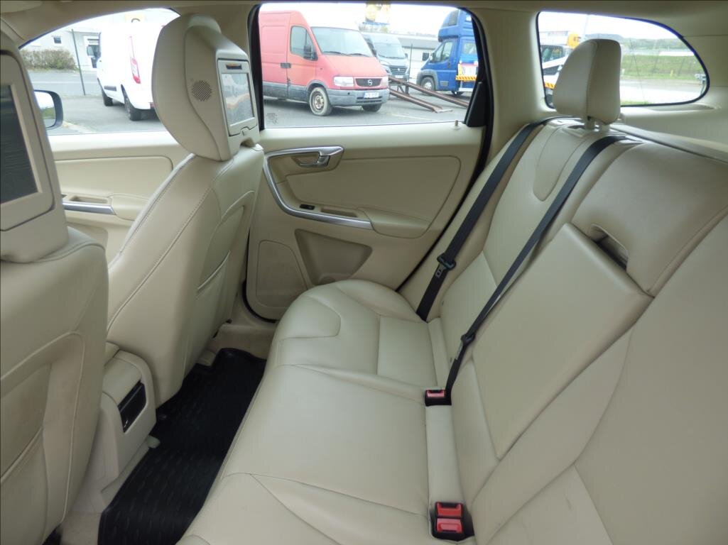 Volvo XC60 Kombi 2,0 l 110 kw