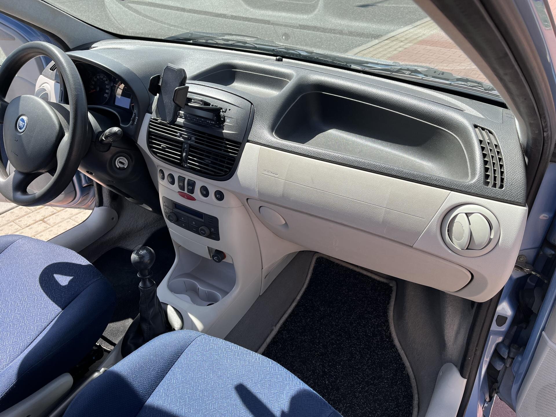 Fiat Punto Hatchback 1,4 l 70 kw