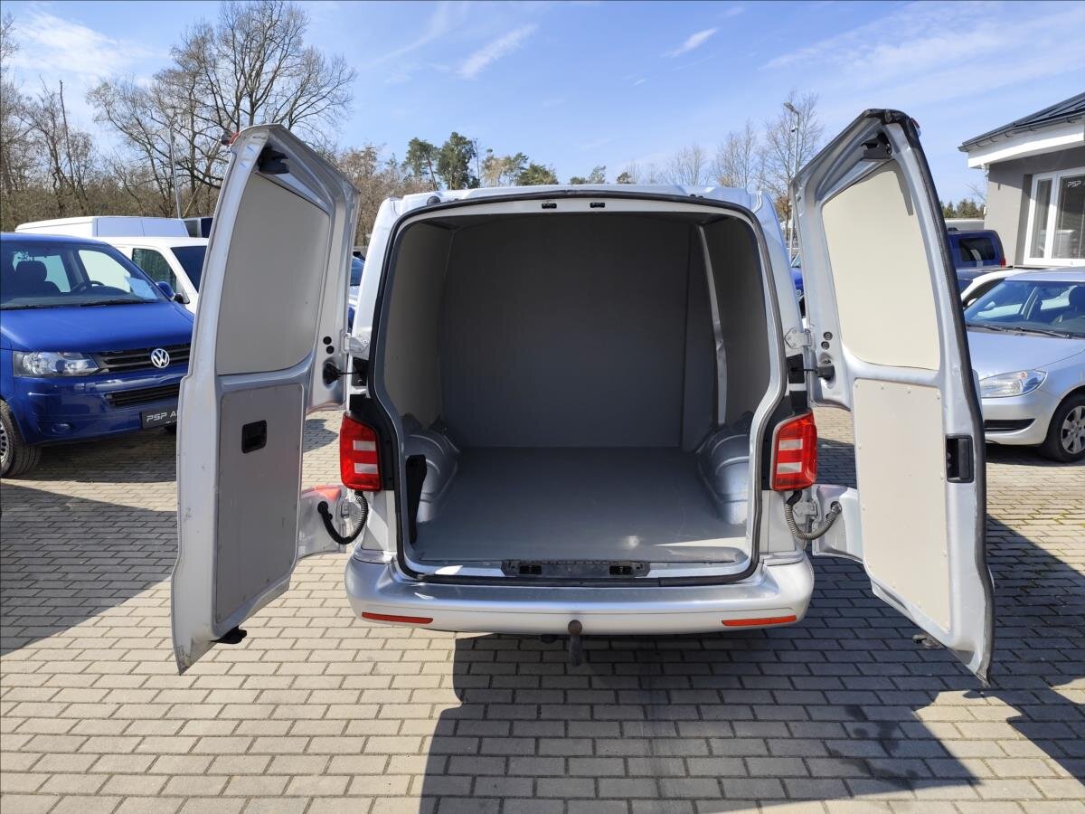 Volkswagen Transporter Kombi 2,0 l 110 kw