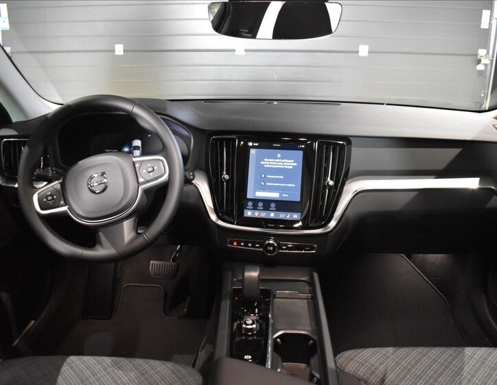 Volvo V60 Kombi 2,0 l 145 kw