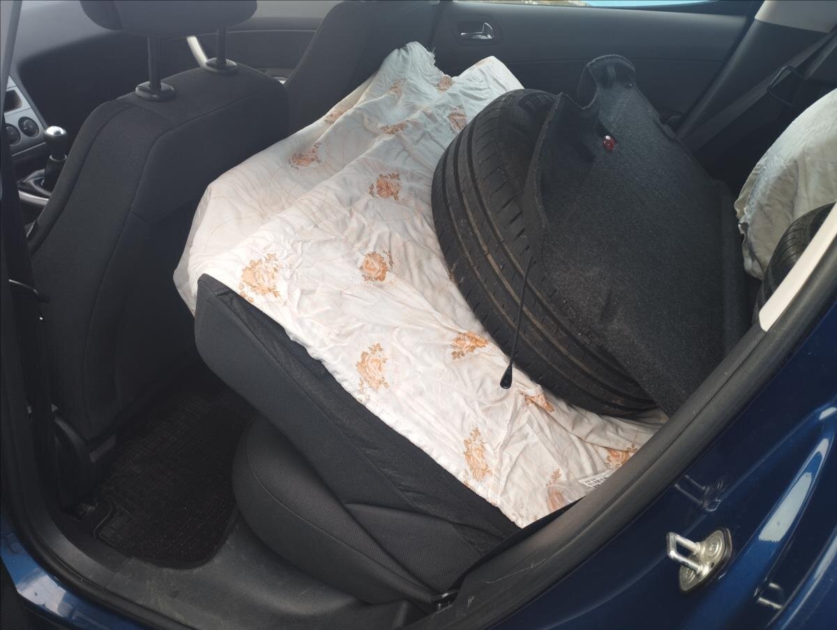 Peugeot 308 Hatchback 1,4 l 70 kw