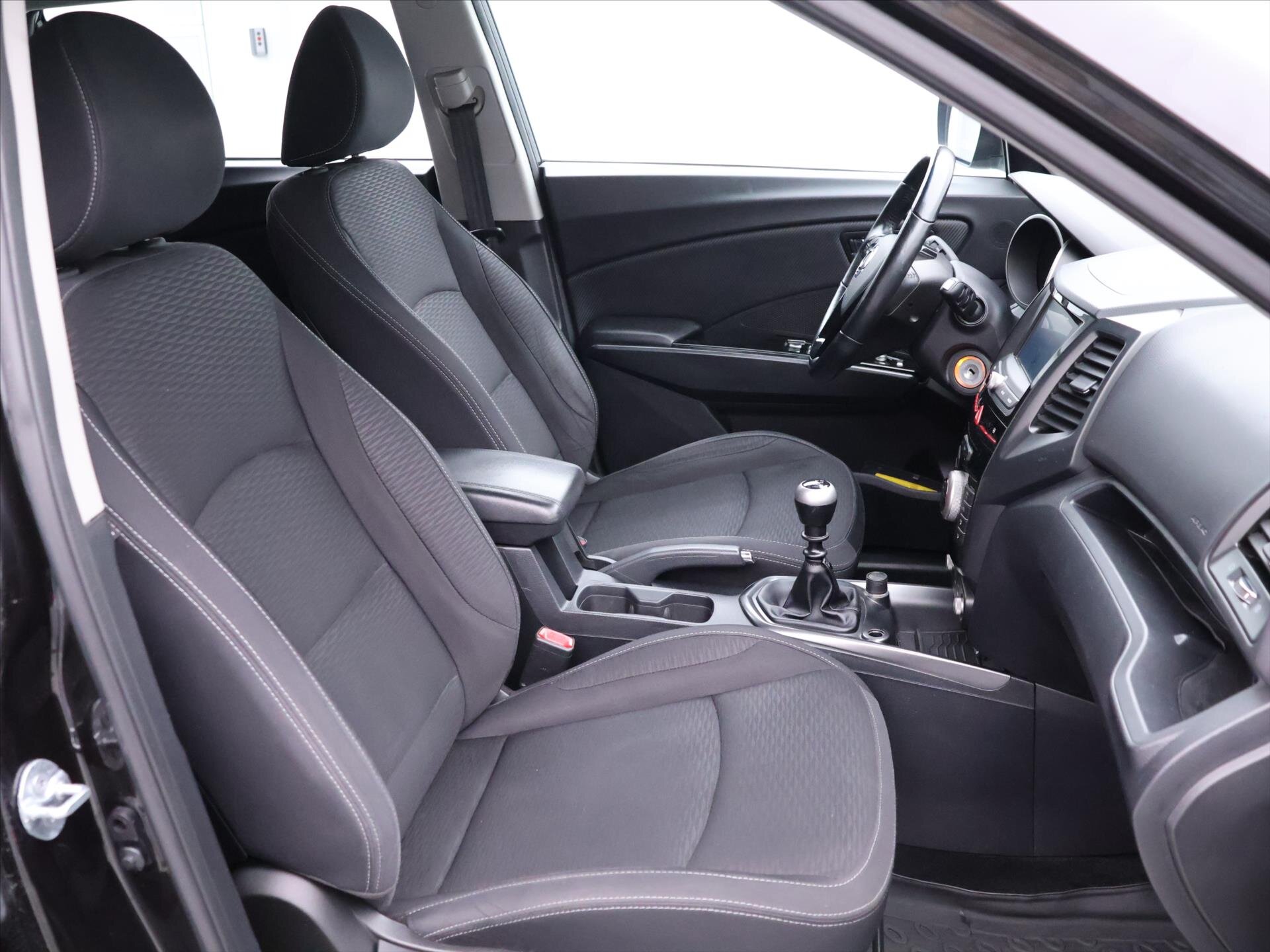 SsangYong XLV SUV / Terénní 1,6 l 85 kw