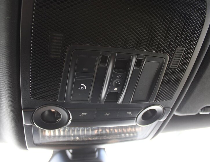 BMW X5 SUV 3,0 l 225 kw