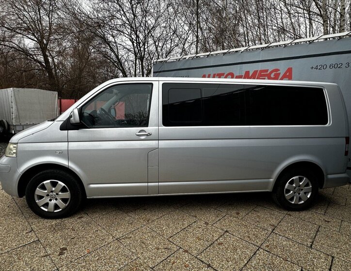 Volkswagen Caravelle 4