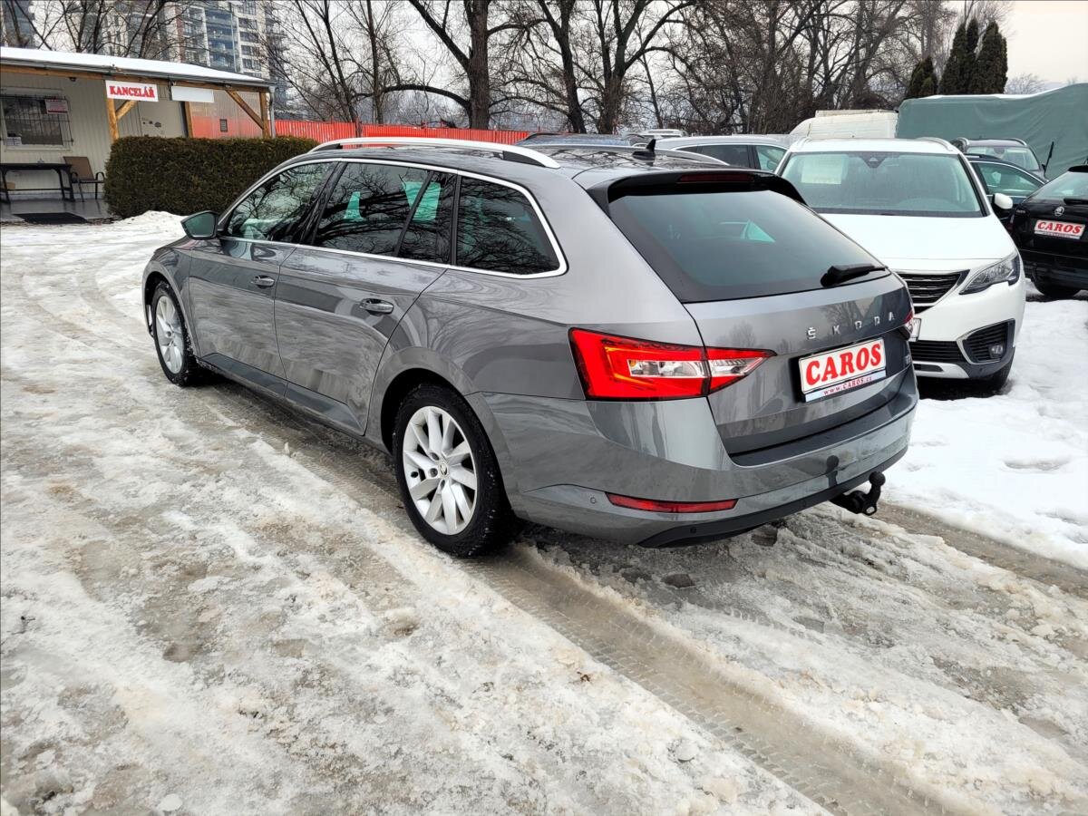 Škoda Superb