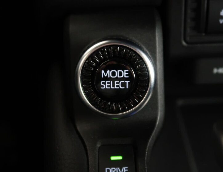 Toyota Land Cruiser SUV / Terénní 2,8 l 151 kw