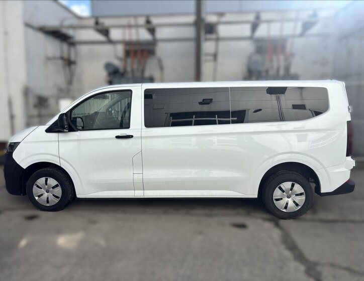 Volkswagen Caravelle Kombi 2,0 l 110 kw