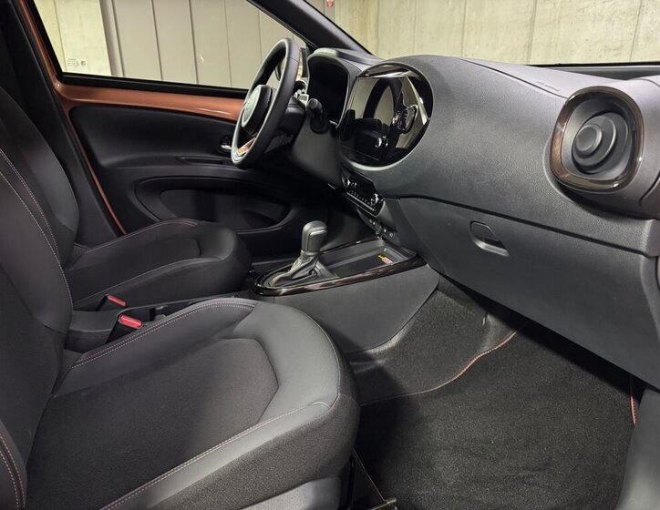 Toyota Aygo Hatchback 998,0 53 kw