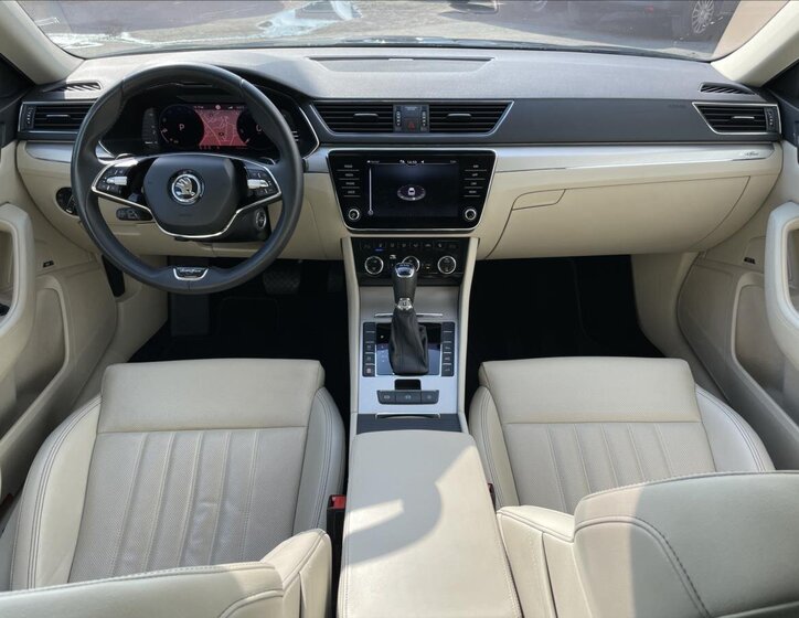 Škoda Superb Kombi 2,0 l 147 kw