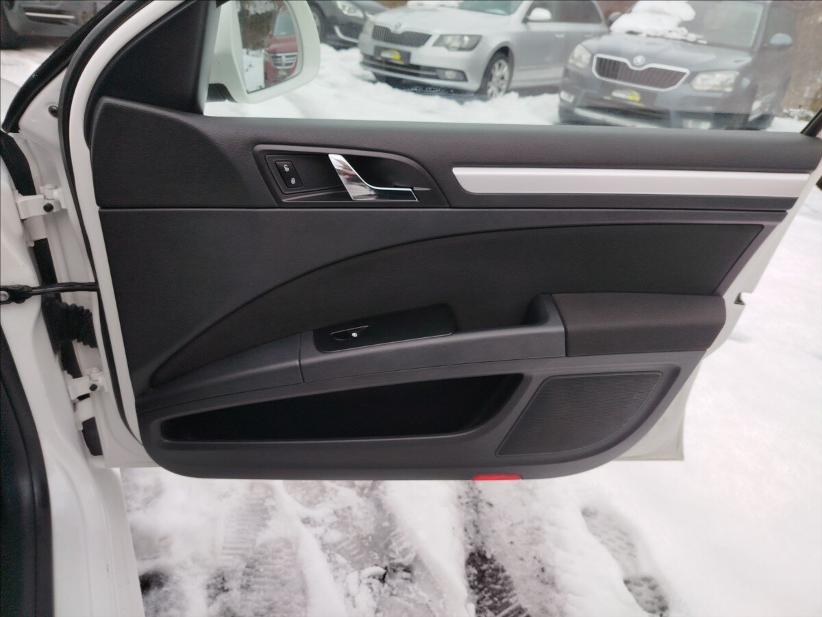 Škoda Superb Kombi 2,0 l 103 kw