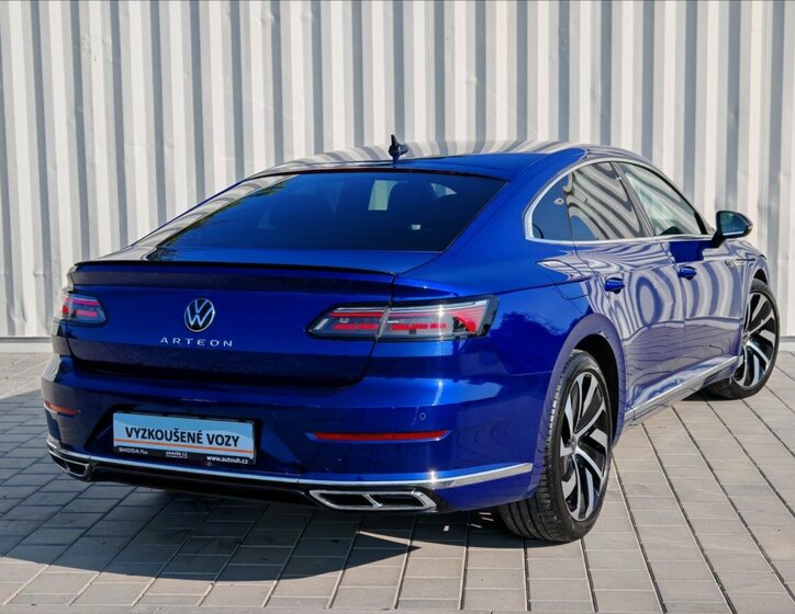 Volkswagen Arteon 9