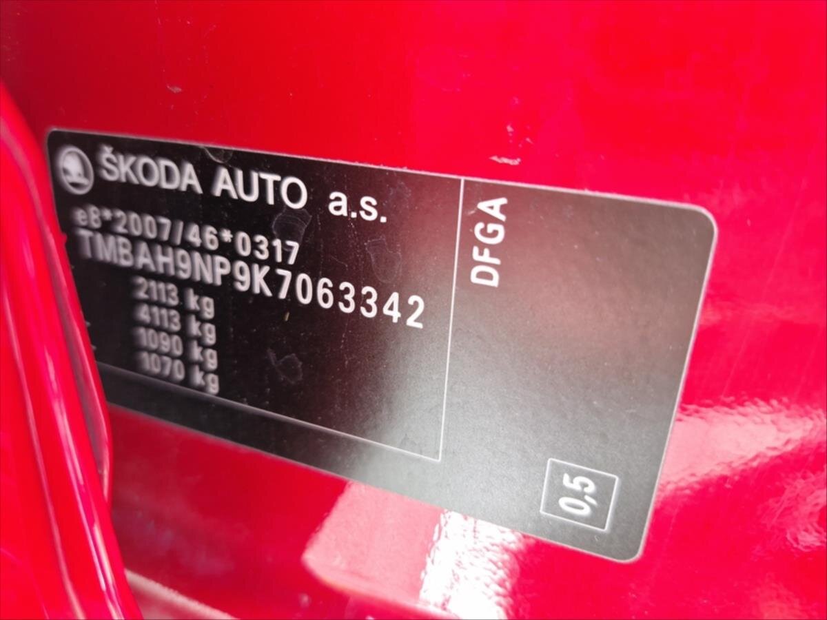 Škoda Superb Liftback 2,0 l 110 kw