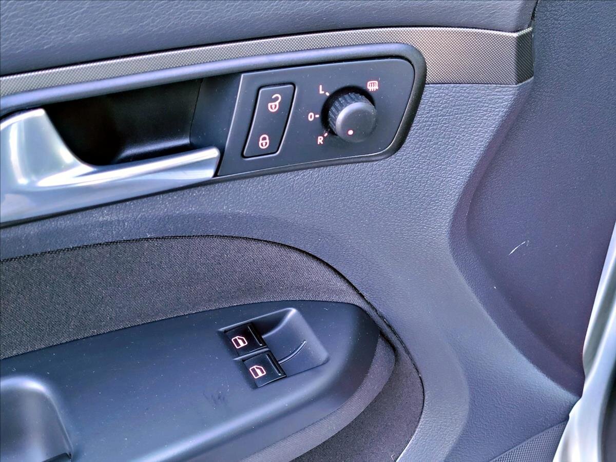 Volkswagen Touran MPV 1,9 l 77 kw