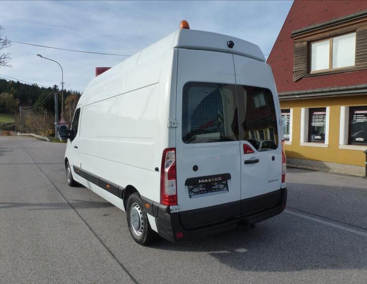 Renault Master 12