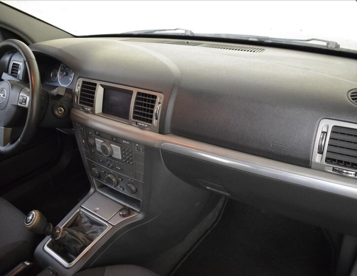 Opel Vectra Liftback 1,8 l 103 kw
