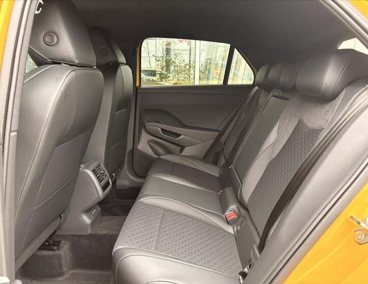 Volkswagen T-Roc SUV / Terénní 1,5 l 110 kw