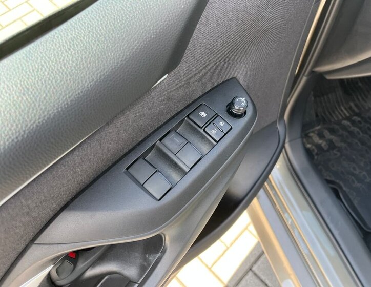 Toyota Yaris Hatchback 1,5 l 68 kw