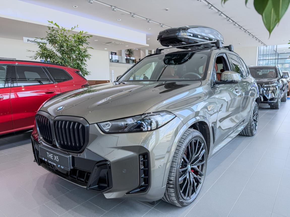 BMW X5 SUV / Terénní 3,0 l 259 kw
